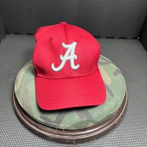 Alabama Crimson Tide Red Memory-Fit Adjustable Hat By Top Of The World M